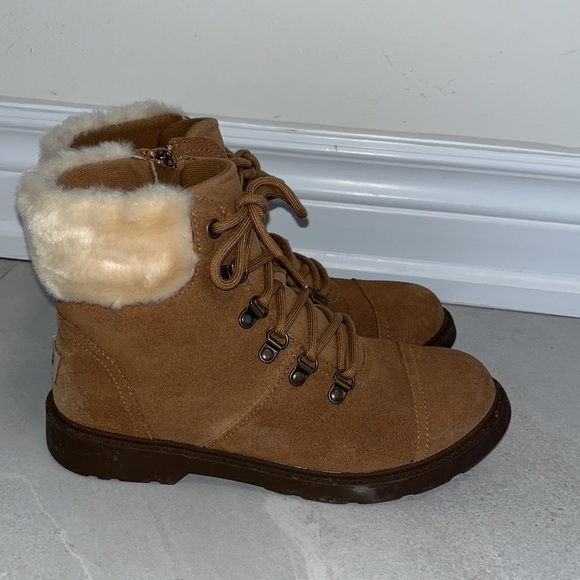UGG AZELL HIKER WEATHER WATERPROOF WINTER BOOT - Picture 6 of 13